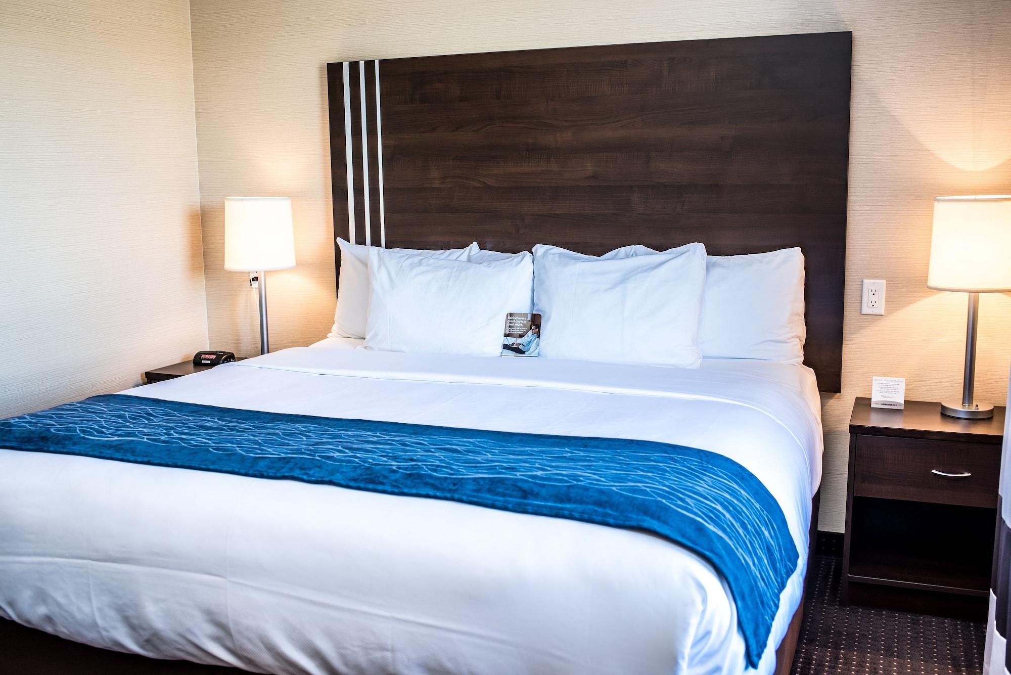 Comfort Inn & Suites Fox Creek Esterno foto