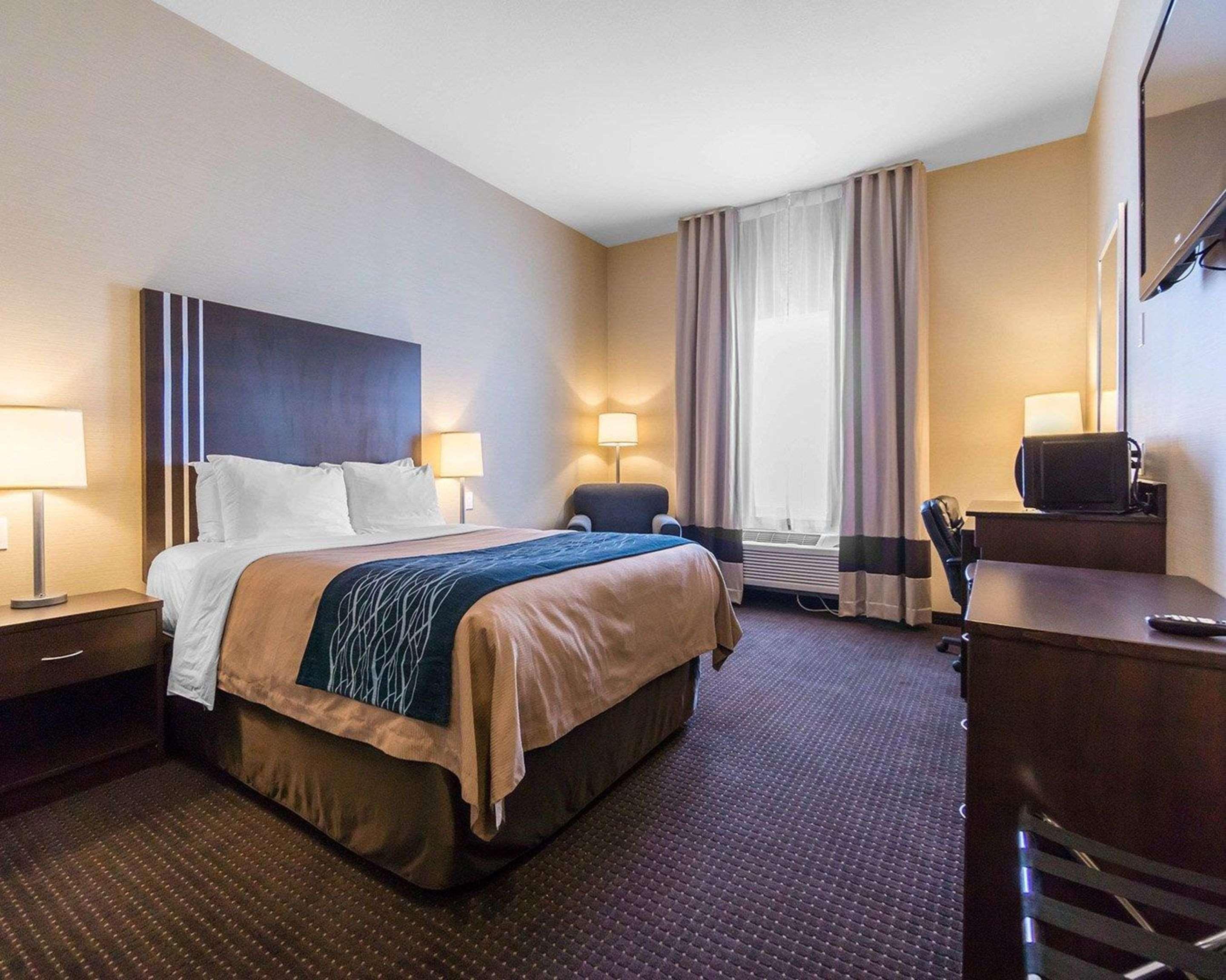 Comfort Inn & Suites Fox Creek Esterno foto