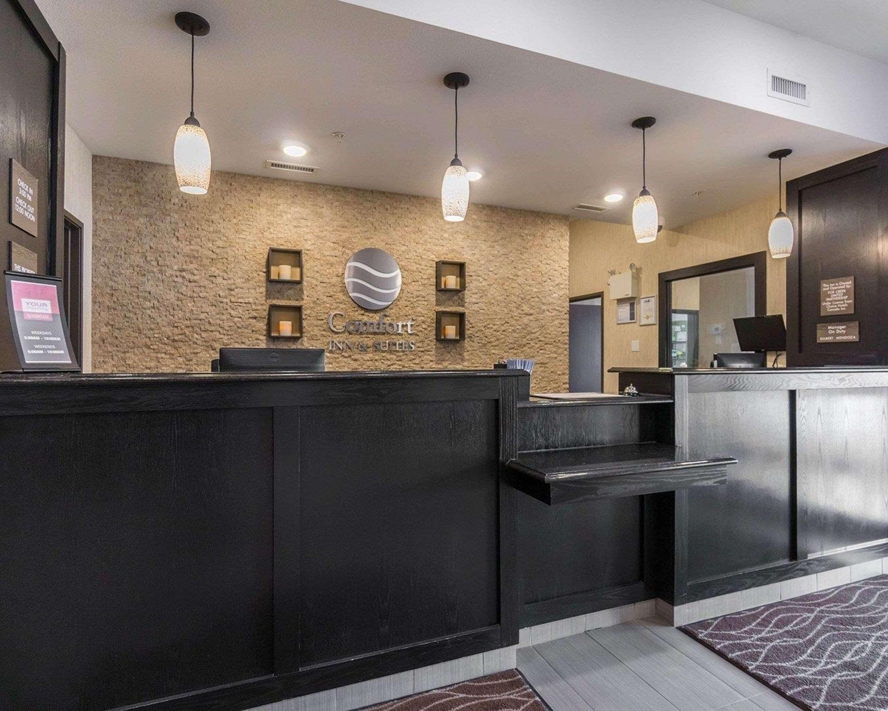 Comfort Inn & Suites Fox Creek Esterno foto