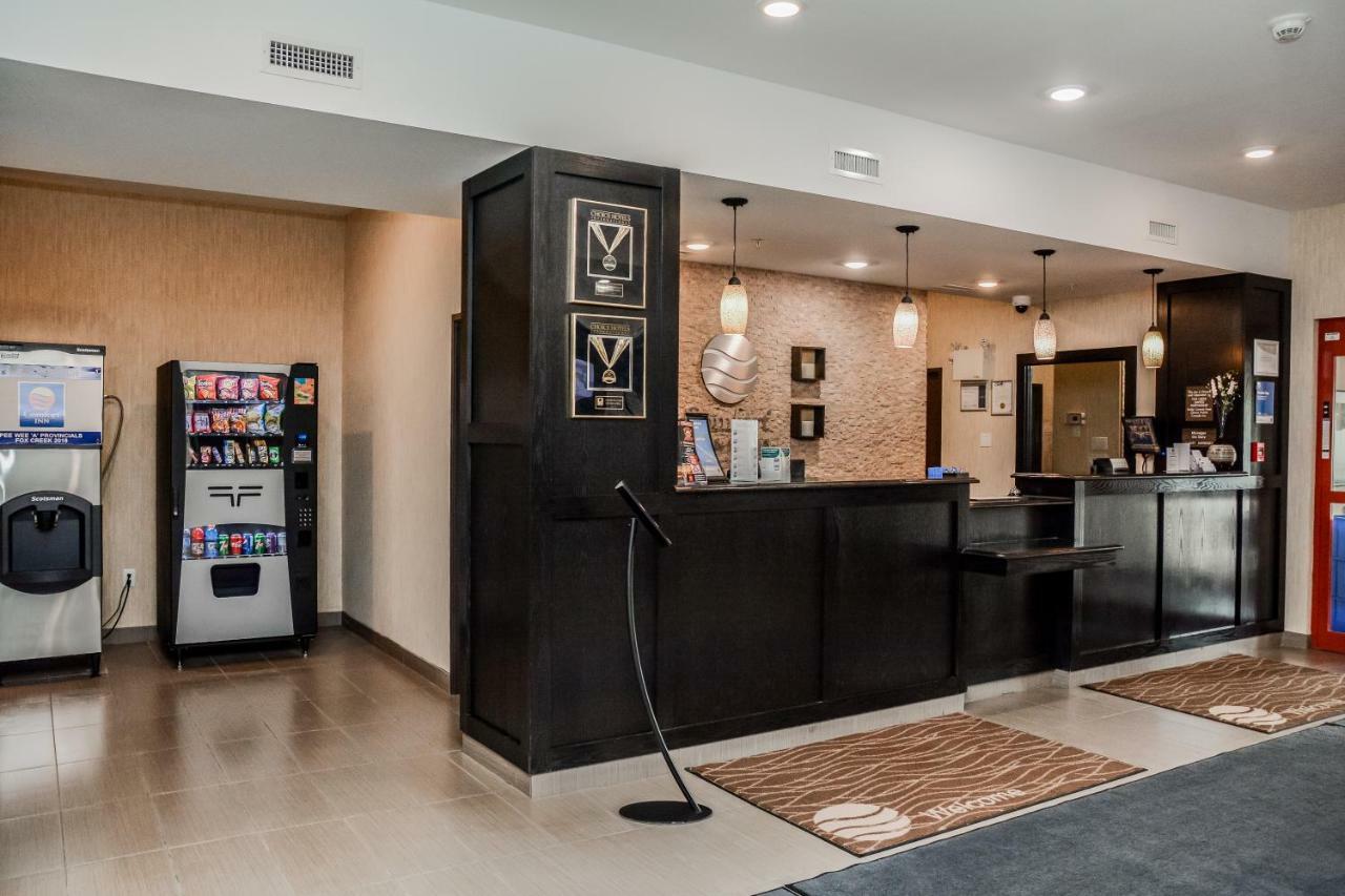 Comfort Inn & Suites Fox Creek Esterno foto